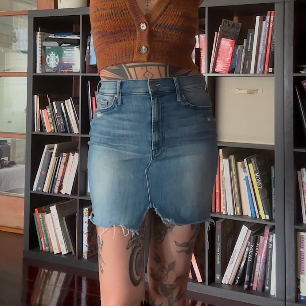 Mother sacred slit mini skirt